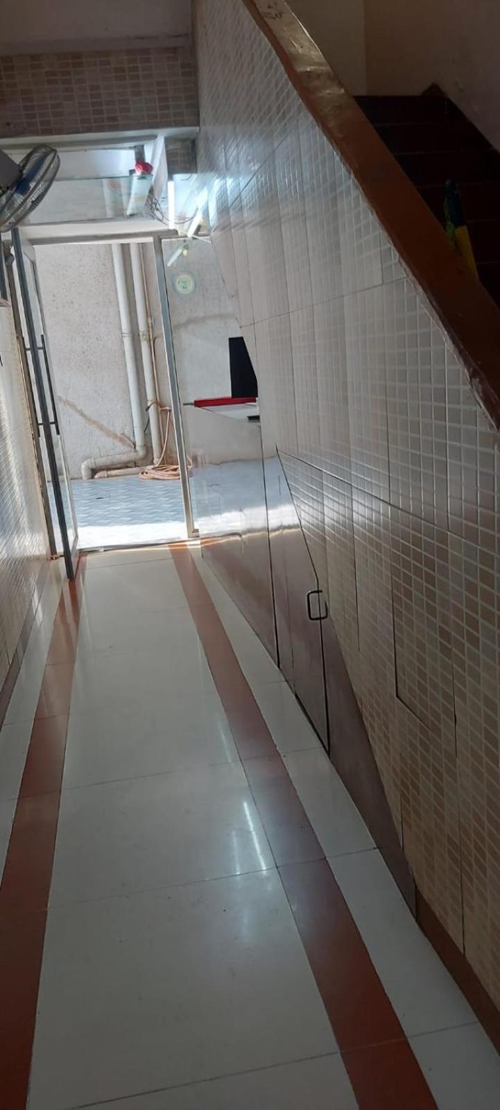 Glitz Hotels Sai Guest House - Nr Inorbit Mall Vashi Navi Mumbai Bagian luar foto