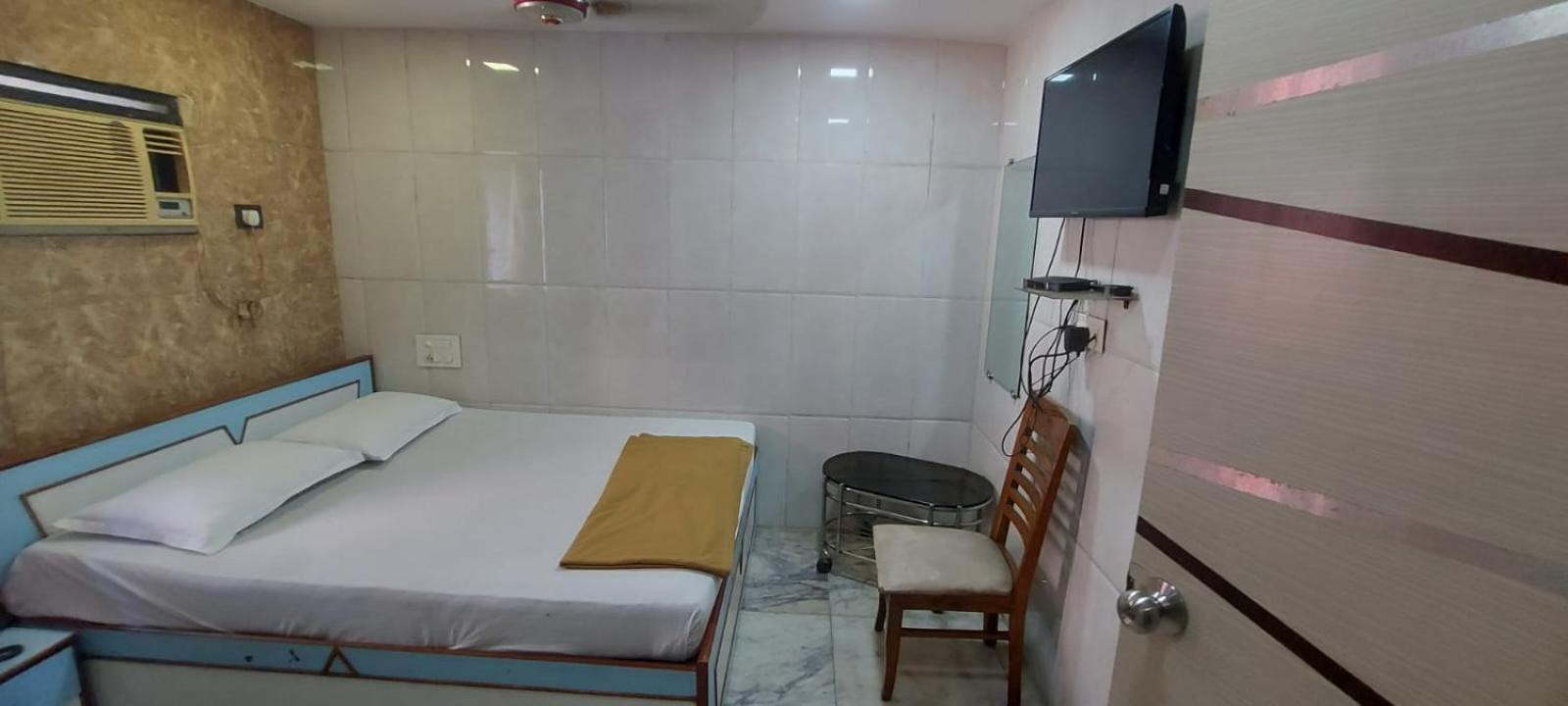Glitz Hotels Sai Guest House - Nr Inorbit Mall Vashi Navi Mumbai Bagian luar foto